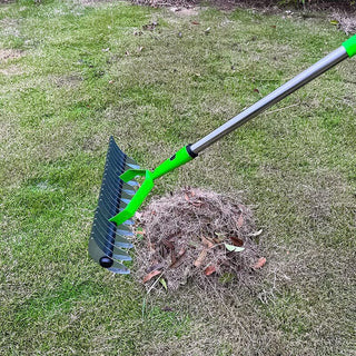 SAKER® Thatch Rake