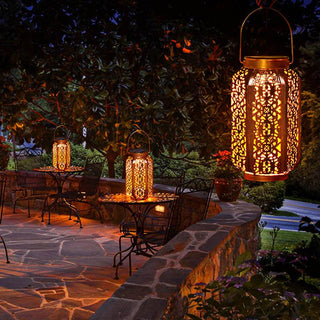 Solar Carved Hollow Garden Light